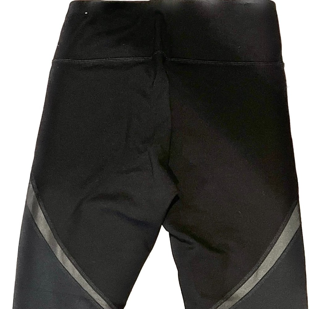 Old Navy Active Leggings with Zippers